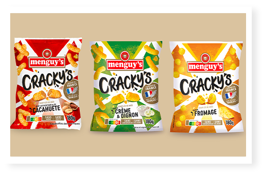 Emballages de snacks Menguys Cracky's pour l'apéro : cacahuète, crème & oignon, fromage.